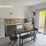 Les Nephelie Votre Cocon Confort Aux Portes Du Puy Dufou - Climatise, Terrasse, Parking Σπίτι διακοπών *