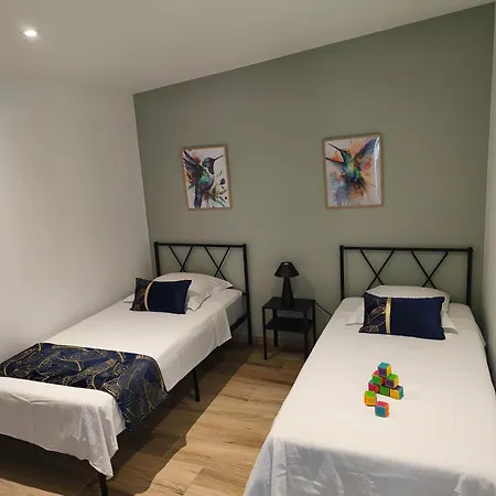 Nyaraló Les Nephelie Votre Cocon Confort Aux Portes Du Puy Dufou - Climatise, Terrasse, Parking