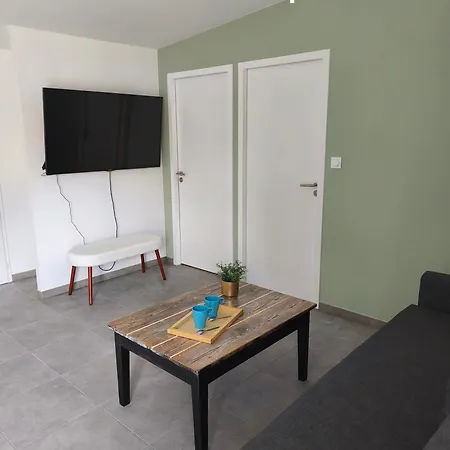 Les Nephelie Votre Cocon Confort Aux Portes Du Puy Dufou - Climatise, Terrasse, Parking Feriehus *