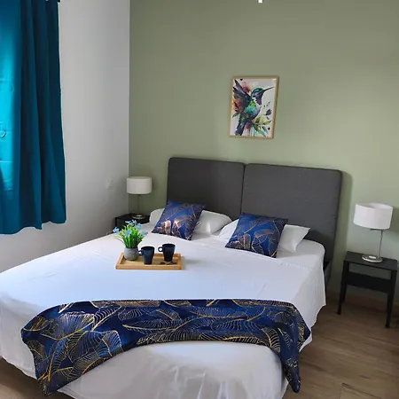Feriehus Les Nephelie Votre Cocon Confort Aux Portes Du Puy Dufou - Climatise, Terrasse, Parking *