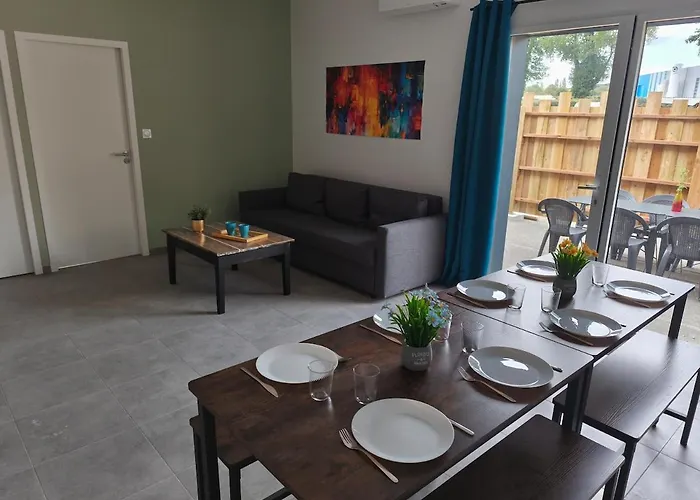 Néphélie Votre Cocon Confort Aux Portes Du Puy Dufou - Climatisé, Terrasse, Parking