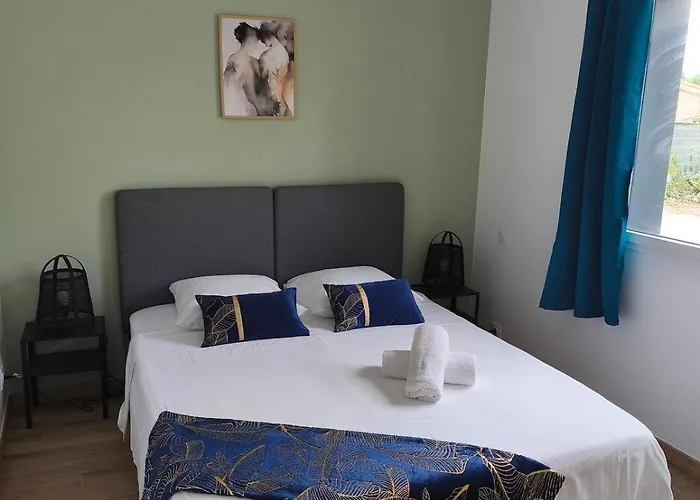 Hébergement de vacances Néphélie Votre Cocon Confort Aux Portes Du Puy Dufou - Climatisé, Terrasse, Parking *