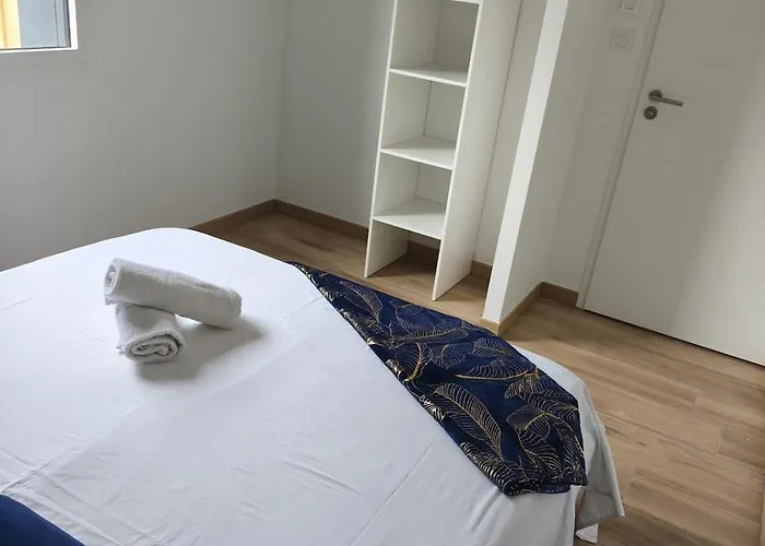 Hébergement de vacances Néphélie Votre Cocon Confort Aux Portes Du Puy Dufou - Climatisé, Terrasse, Parking Les Épesses