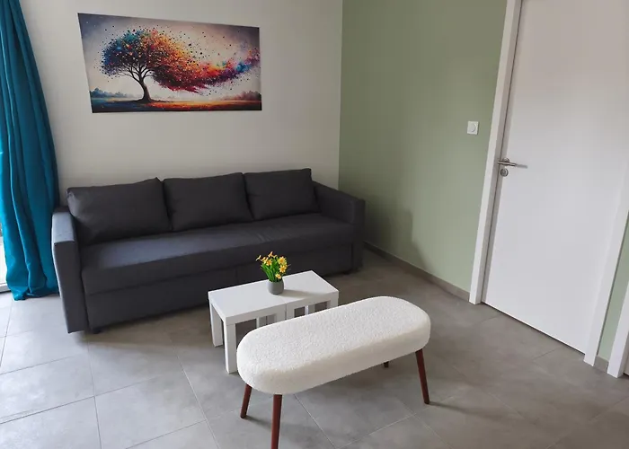 Néphélie Votre Cocon Confort Aux Portes Du Puy Dufou - Climatisé, Terrasse, Parking * Les Épesses