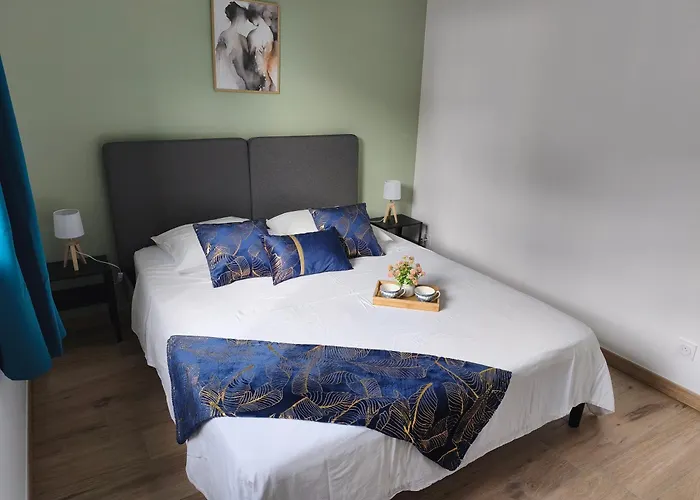 Néphélie Votre Cocon Confort Aux Portes Du Puy Dufou - Climatisé, Terrasse, Parking Hébergement de vacances Les Épesses