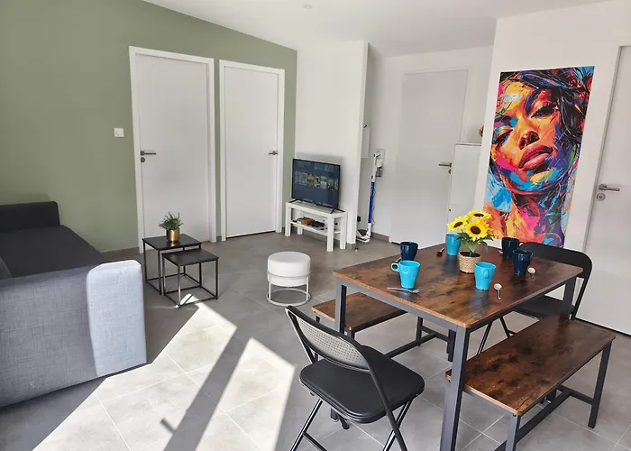 Néphélie Votre Cocon Confort Aux Portes Du Puy Dufou - Climatisé, Terrasse, Parking Hébergement de vacances Les Épesses