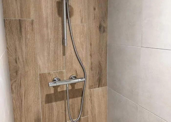 Néphélie Votre Cocon Confort Aux Portes Du Puy Dufou - Climatisé, Terrasse, Parking Hébergement de vacances