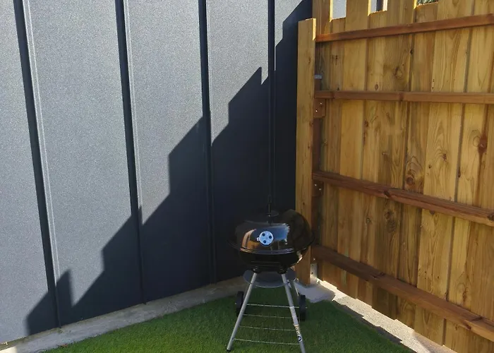 Néphélie Votre Cocon Confort Aux Portes Du Puy Dufou - Climatisé, Terrasse, Parking Hébergement de vacances *