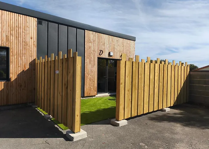 Néphélie Votre Cocon Confort Aux Portes Du Puy Dufou - Climatisé, Terrasse, Parking * Les Épesses