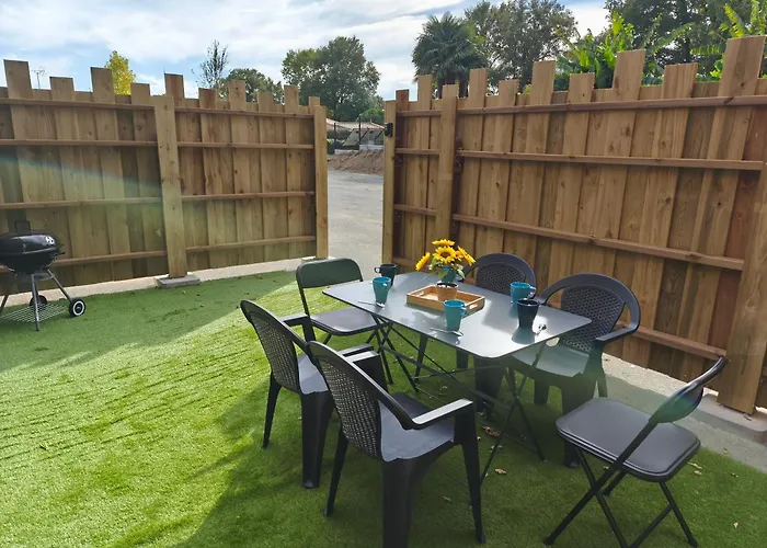 Néphélie Votre Cocon Confort Aux Portes Du Puy Dufou - Climatisé, Terrasse, Parking Hébergement de vacances *