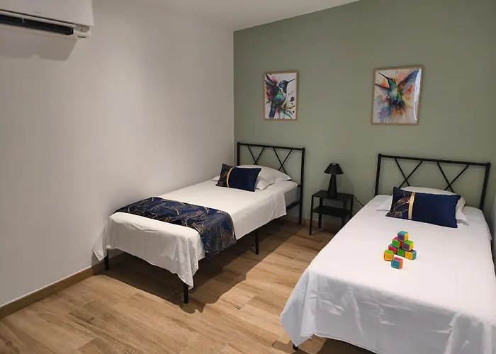 Néphélie Votre Cocon Confort Aux Portes Du Puy Dufou - Climatisé, Terrasse, Parking * Les Épesses